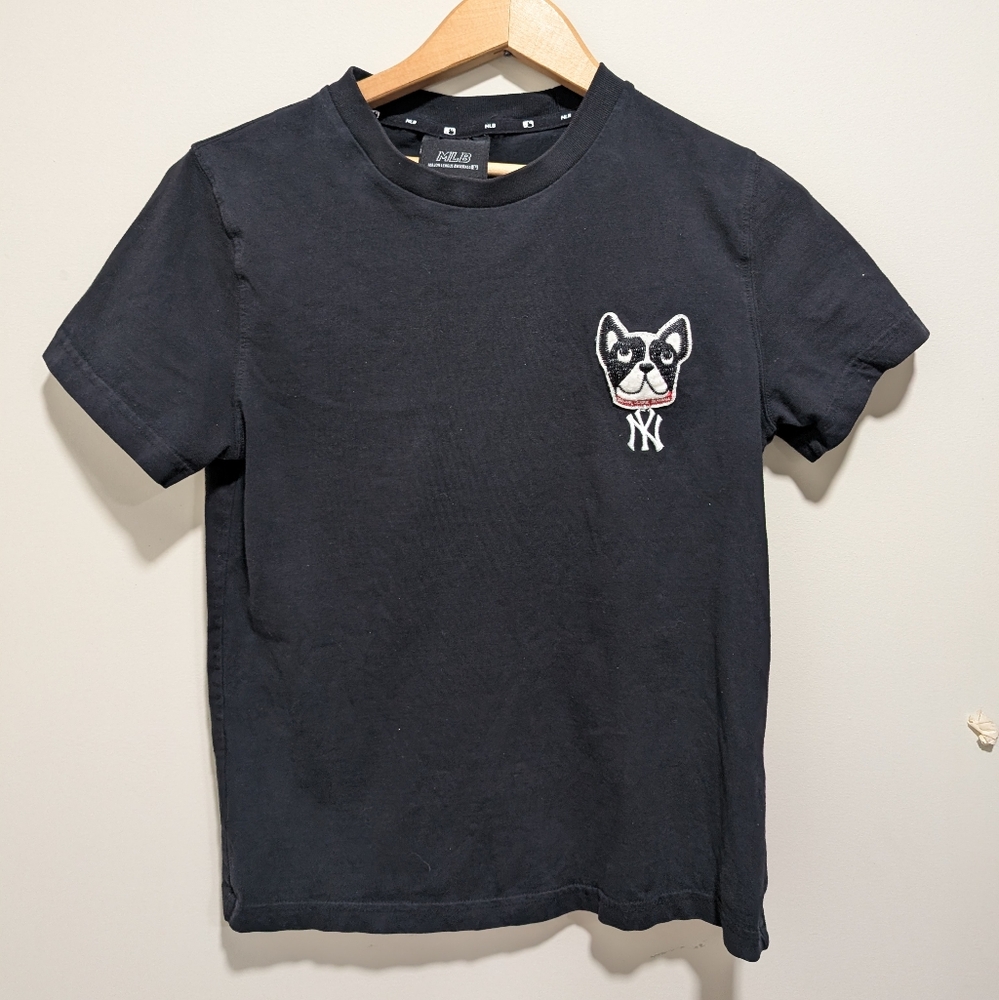 MLB NY Yankees Embroidered Dog athleisure - Size Small